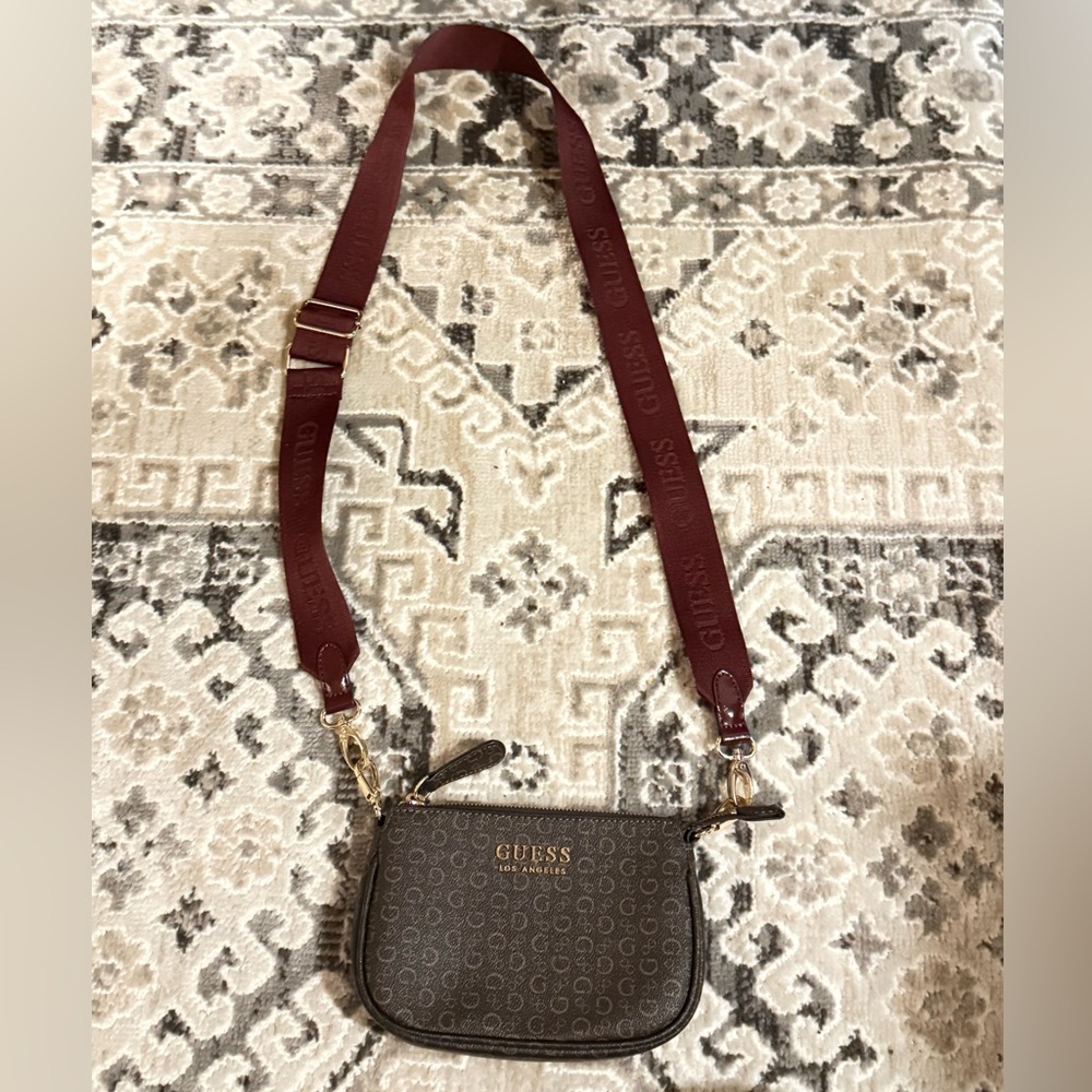 Guess crossbody